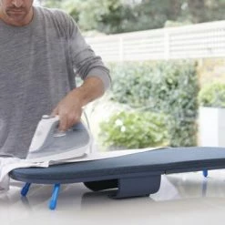 Goedkoop 👍 Joseph Joseph - Pocket - Strijkplank - Opvouwbaar - Ophanghaak - Opbergvak Voor Strijkijzer - Blauw 😍 -Bosch verkoop 550x355