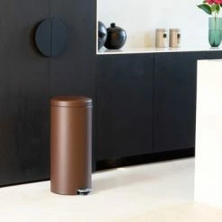 Goedkoopste 🧨 Brabantia NewIcon Prullenbak - 30 L - Mineral Cosy Brown ✔️ -Bosch verkoop 550x366 16
