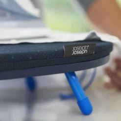 Goedkoop 👍 Joseph Joseph - Pocket - Strijkplank - Opvouwbaar - Ophanghaak - Opbergvak Voor Strijkijzer - Blauw 😍 -Bosch verkoop 550x366 46