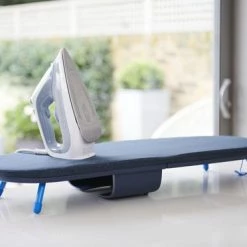 Goedkoop 👍 Joseph Joseph - Pocket - Strijkplank - Opvouwbaar - Ophanghaak - Opbergvak Voor Strijkijzer - Blauw 😍 -Bosch verkoop 550x372 3