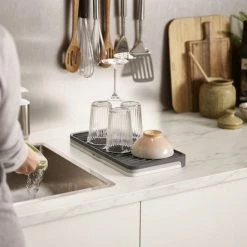 Promo ๐ Joseph Joseph - Tier - Afdruipmat - Uitschuifbaar - Grijs ๐ 22 Promo ๐ Joseph Joseph - Tier - Afdruipmat - Uitschuifbaar - Grijs ๐ -Bosch verkoop 550x412 56