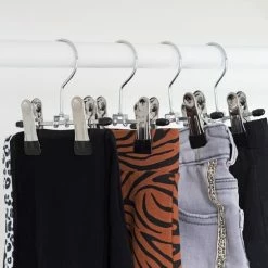 Uitgang 🌟 Eleganca Luxe Baby Broekhangers 10 Stuks - Multifunctionele Babykleerhangertjes - Laarzenhanger Met Knijpers - Ophangen Van Babybroekjes, Rokken En Laarzen - 13x12x1,8 Cm 🌟 -Bosch verkoop 550x548 10