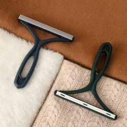 Beste Pirce 🧨 Merkloos Kledingborstel - Kledingontpluizer - Scheerapparaat - Kleding Depilator - Haarverwijderaar - Pluizenkam - Draagbaar - Handmatig - Kledingborstel - Haar Remover - Brush Tool - Dubbelzijdig Ontharing - Geweven Jas - Trui - Kleur Groen 😉 -Bosch verkoop 550x550 350