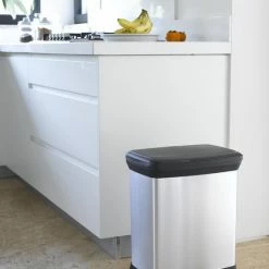 Aanbiedingen 🔔 Curver Decobin Prullenbak - Rechthoekig - 30L - Metallic - Recycled Kunststof ⌛ 18 Aanbiedingen 🔔 Curver Decobin Prullenbak - Rechthoekig - 30L - Metallic - Recycled Kunststof ⌛ -Bosch verkoop 550x733 1