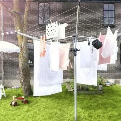 Nieuw ✨ Brabantia Lift-O-Matic Advance Droogmolen Met Kunststof Betonanker, Beschermhoes En Wasknijpertasje - 60 M - Metallic Grey 👏 -Bosch verkoop 550x825 33